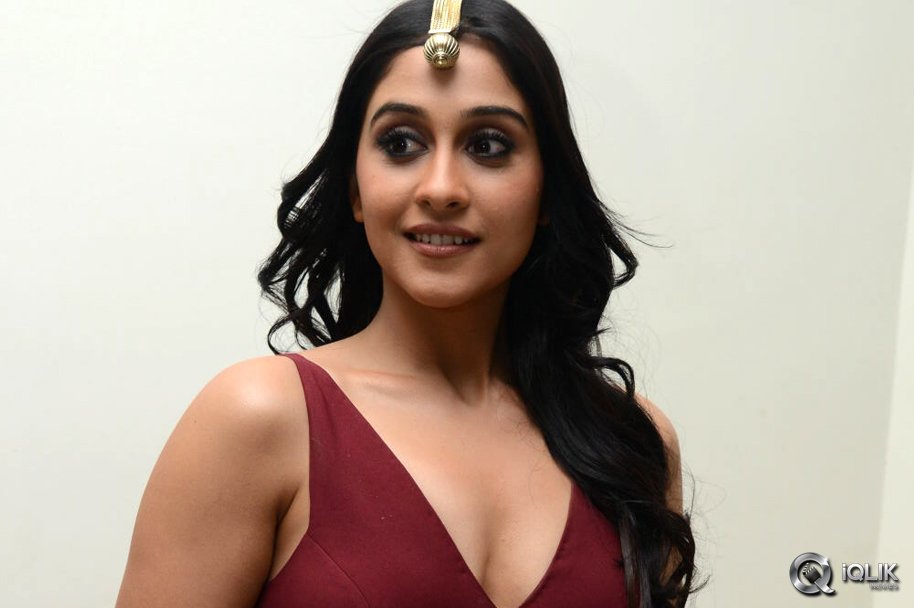 Regina-Cassandra-at-Speedunnodu-Movie-Audio-Launch